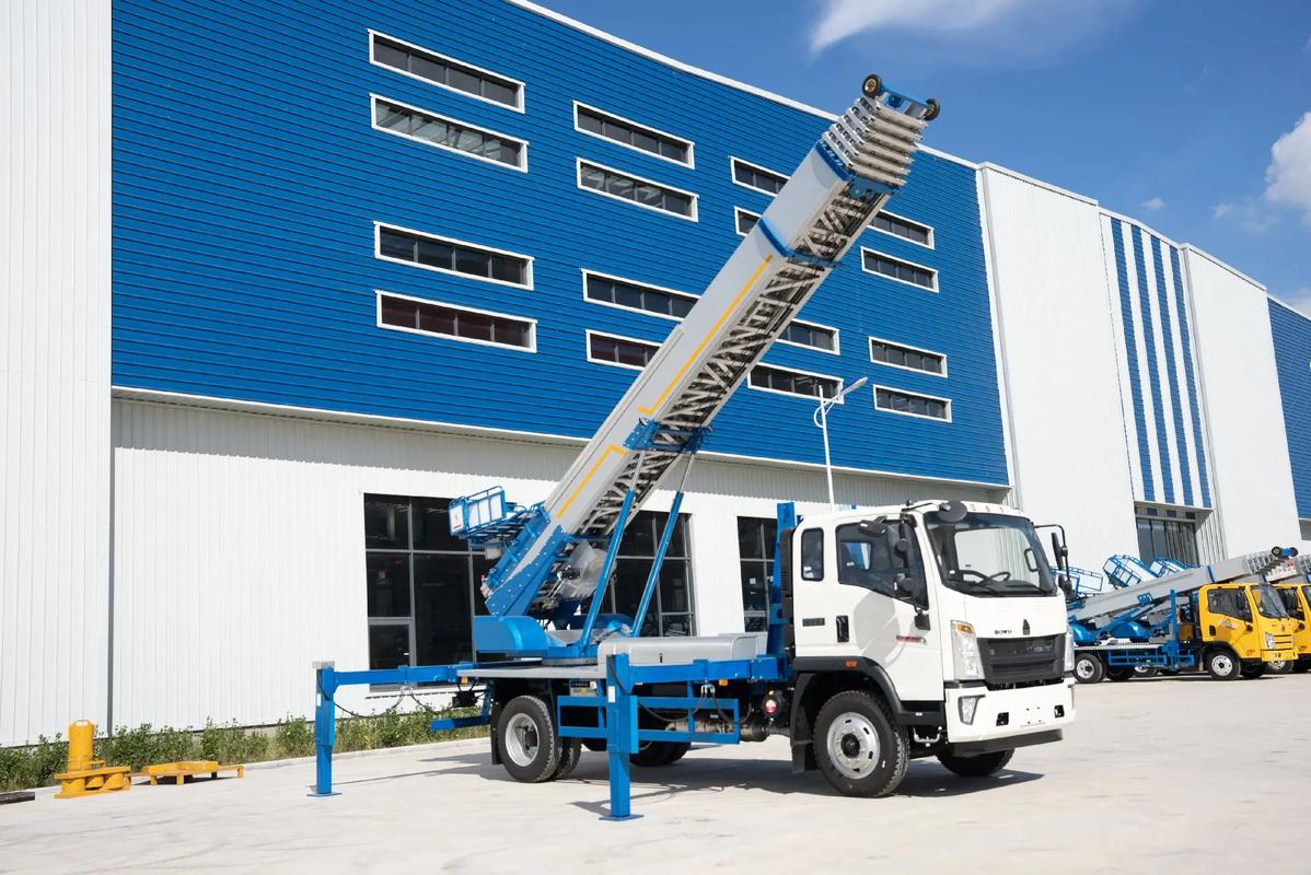 钢城小型云梯车上料车租赁多少钱