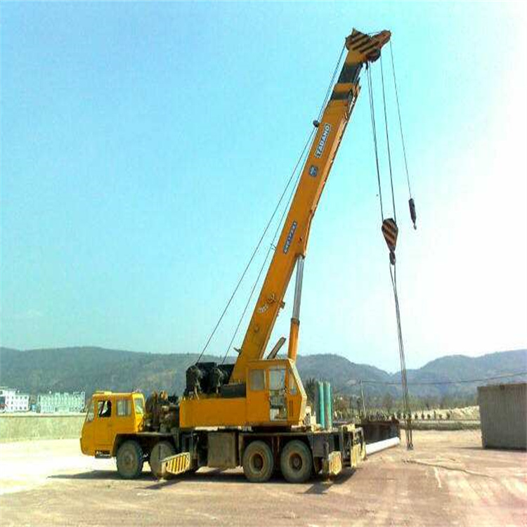 钢城小型吊车出租价格是多少